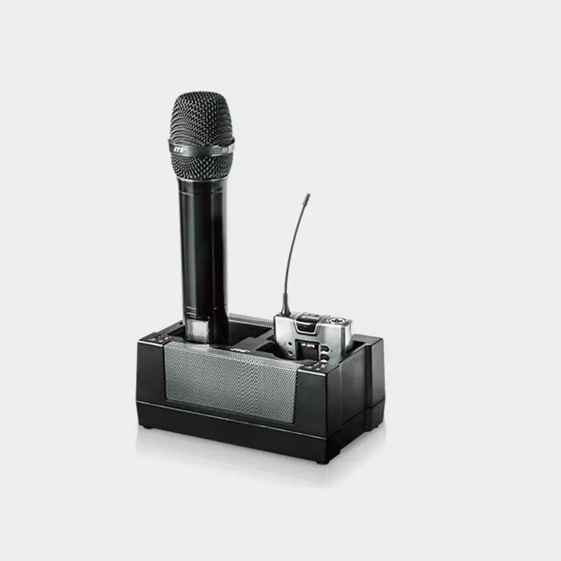 JTS UF-CH-2 Charger FOR JSS-20/JSS-4B/UF-20TB/R-4TB WITH 4X Batteries